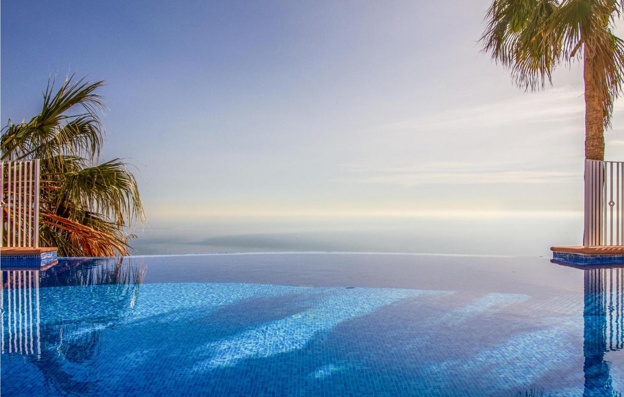 Nice Apartment In Cumbre Del Sol With Wifi Екстериор снимка